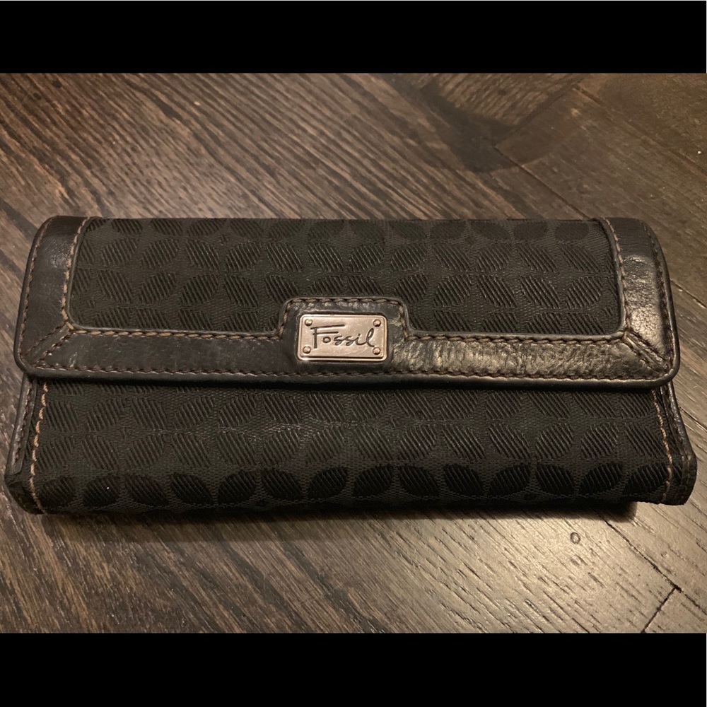 Fossil Wallet